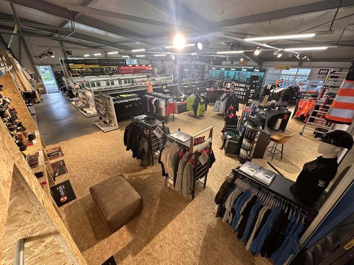 Interieur van Ten Wolde Tools in Lemmer